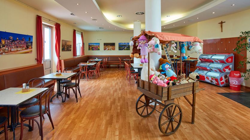 Cafeteria Cafeteria